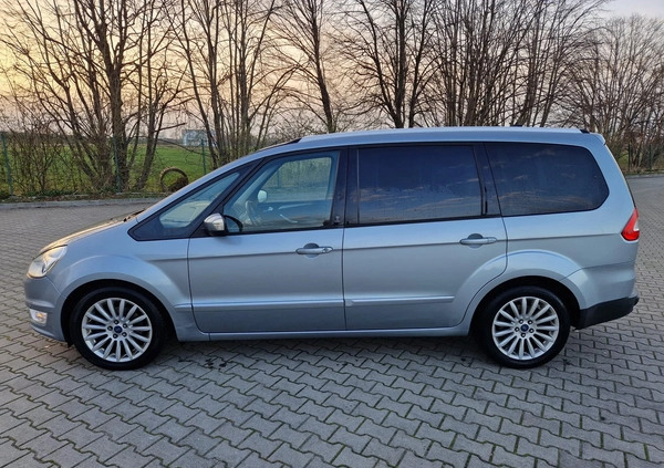 Ford Galaxy cena 39900 przebieg: 235000, rok produkcji 2012 z Elbląg małe 154